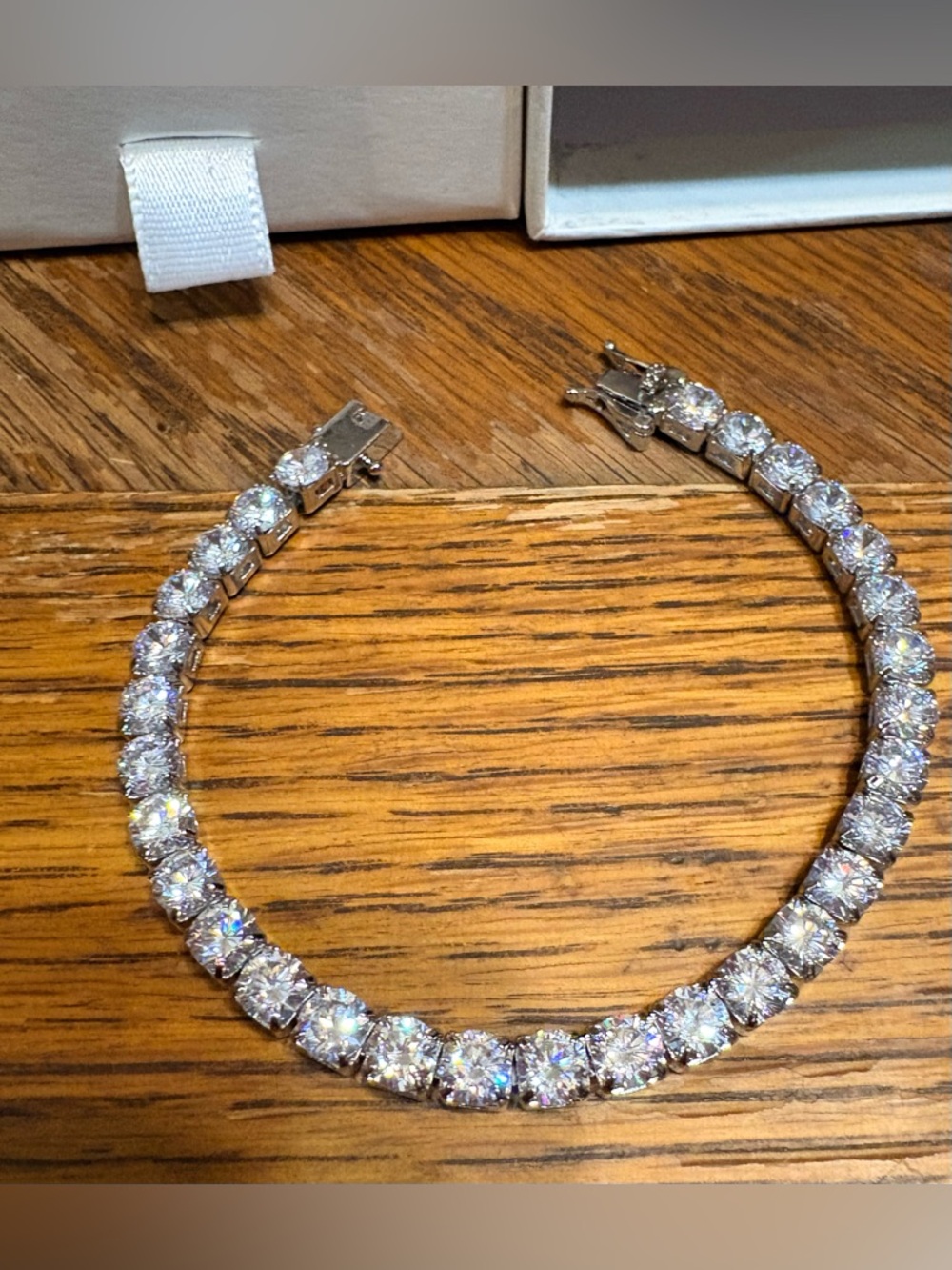 5MM Moissanite Tennis Bracelet D Color VVS1 7.48 inches GRA Card & Gift Box - Picture 6 of 8